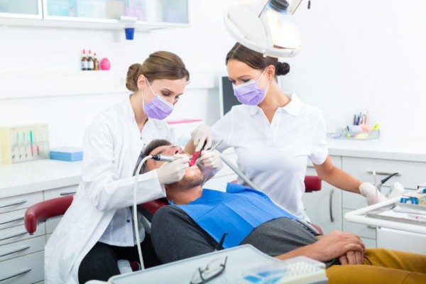 KFS dofinansuje kurs dla asysty stomatologicznej?