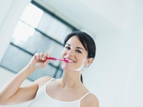 lady brushing