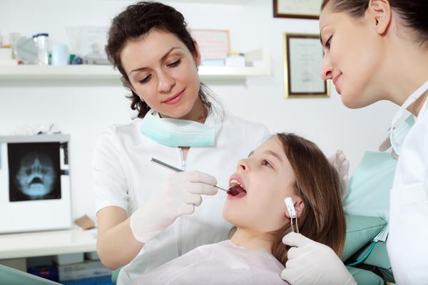 Asystentka stomatologiczna zmienia pracę