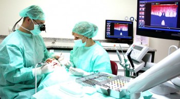 operacja implanty