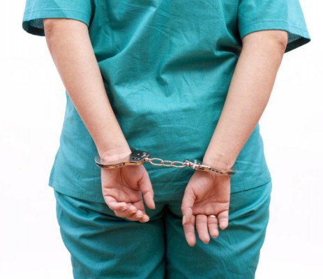 Czy lekarz stomatolog zostanie uniewinniona w sprawie śmierci więźnia?