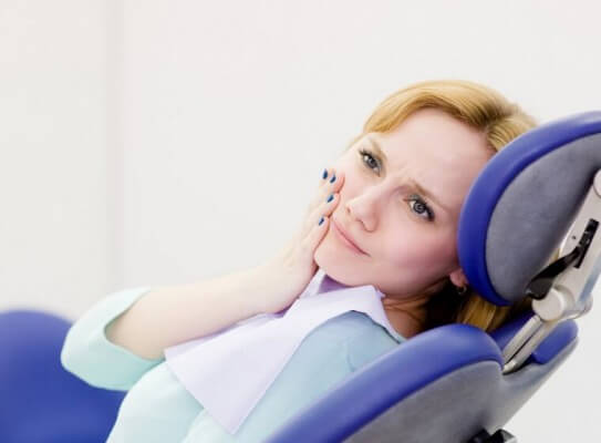 Zapalenie miazgi zęba – przyczyny i objawy choroby
