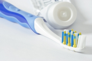 Dentonet - higiena szczoteczki do zębów