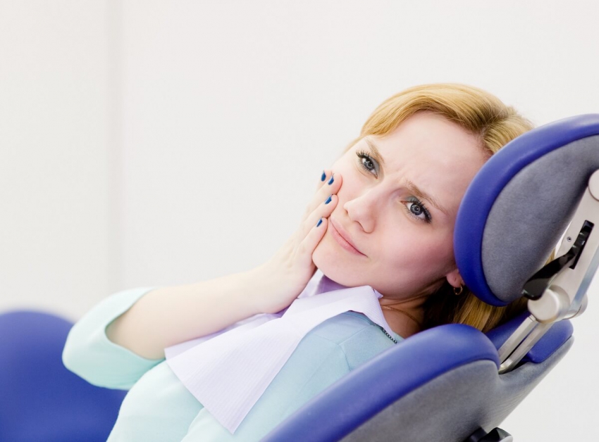 Zapalenie okostnej zęba – przyczyny, objawy, metody leczenia