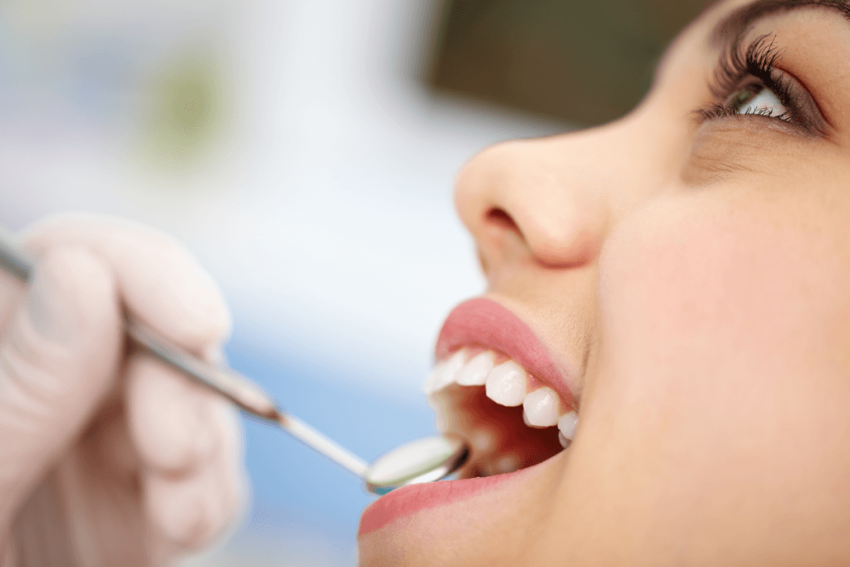 Chorobom dziąseł można zapobiec – odwiedź swojego dentystę!