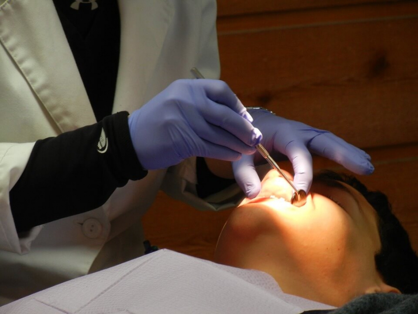 NIL krytycznie o zawieraniu umów na leczenie stomatologiczne