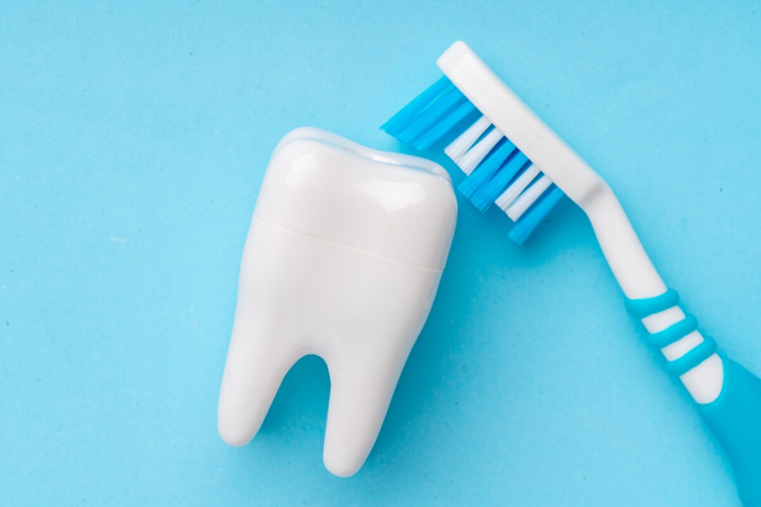 Oral Health Foundation: uczestnicy letnich festiwali… nie myją zębów