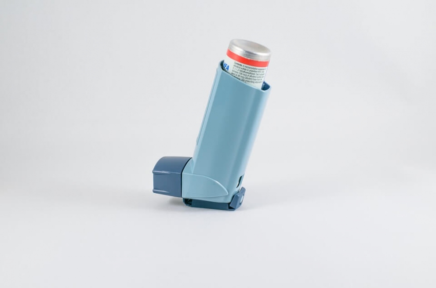 Astma znacznie zwiększa ryzyko wystąpienia chorób przyzębia