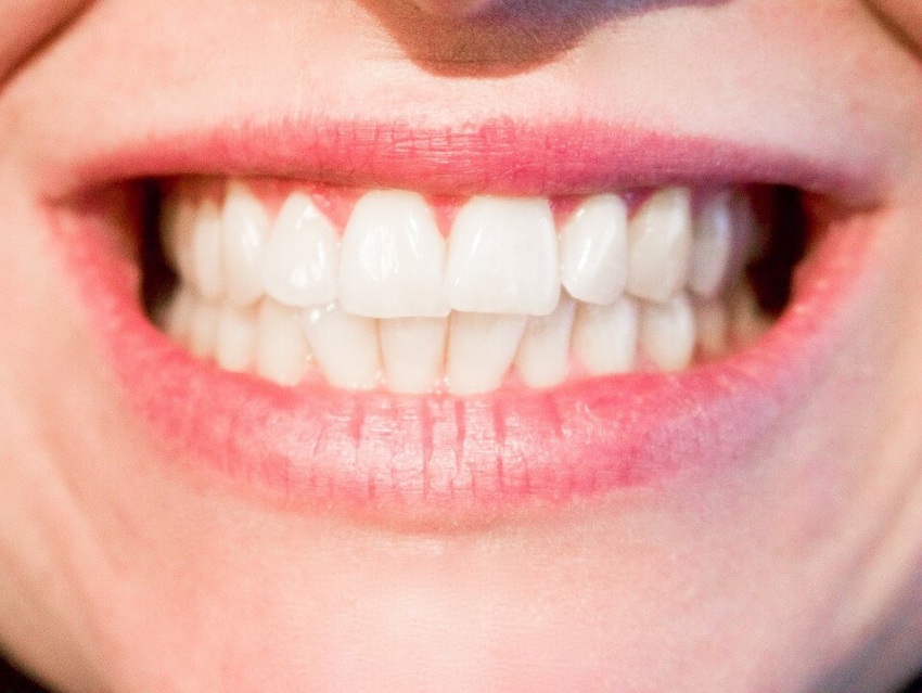 Dysplazja zębiny: wielospecjalistyczne leczenie pacjenta – opis przypadku