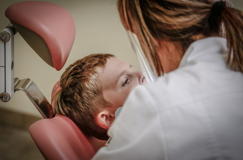 Dentyści wracają do szkół – rusza program ministerstwa zdrowia
