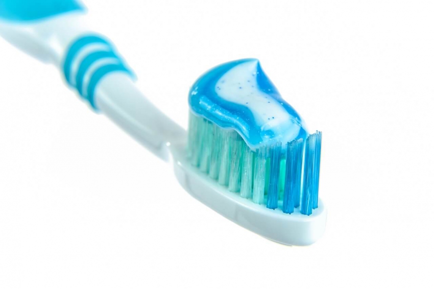 Pasta do zębów dla dzieci tylko z fluorem [video]