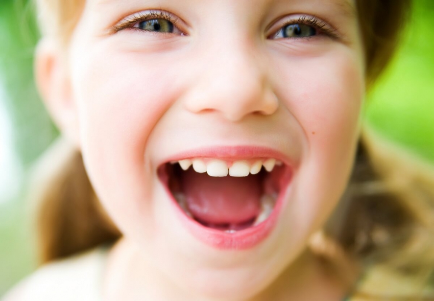 Linie wzrostu na zębach dziecka a przyrost masy ciała