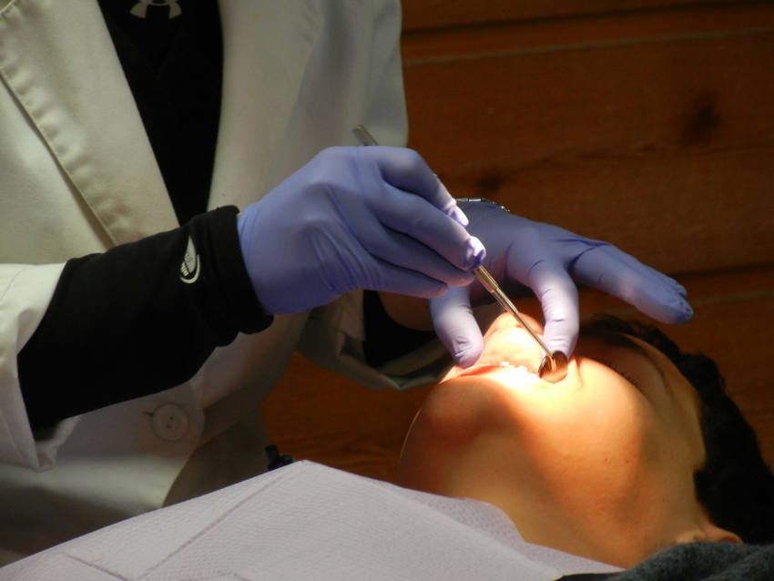 Światłoterapia na skutki uboczne chemioterapii w jamie ustnej?