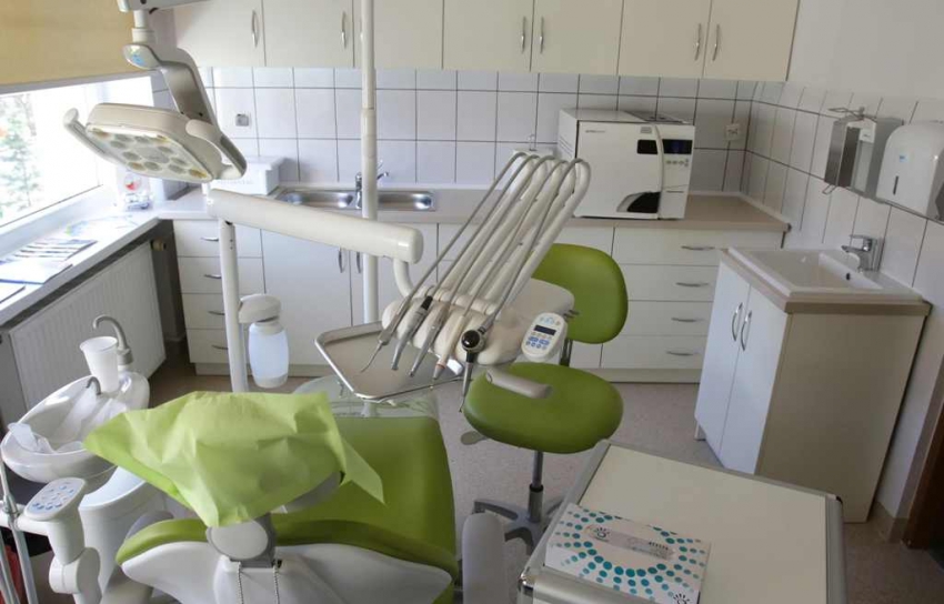 Szkolny gabinet stomatologiczny w Toruniu