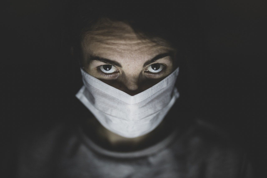 „Frustracja pracowników medycznych przybiera na sile”