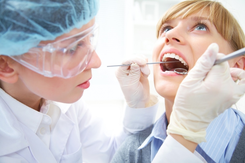 Wielka Brytania: nawet 26% stomatologów NHS mniej