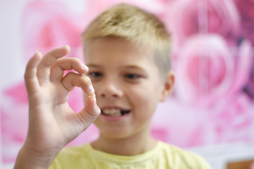 Dzieci w USA wciąż mocno wierzą w Zębową Wróżkę