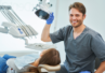 Zawód: stomatolog. Jakie specjalizacje lekarsko - dentystyczne można uzyskać w Polsce?