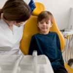 opieka stomatologiczna nad dziecmi