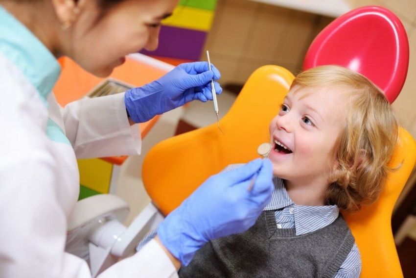 „Gabinet stomatologiczny w każdej szkole? To nierealne”