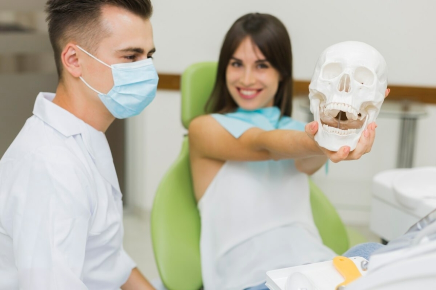 Fizjoterapeuta stomatologiczny – czym się zajmuje fizjoterapia stomatologiczna?