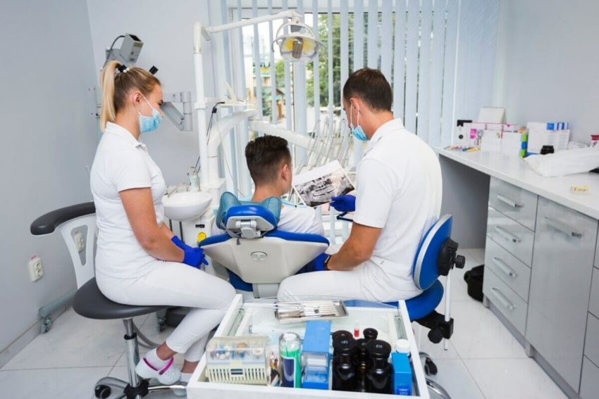 „Stanowimy zespół terapeutyczny, którego liderem jest lekarz”