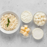 Biała dieta po wybielaniu zębów - jasne produkty spożywcze na stole