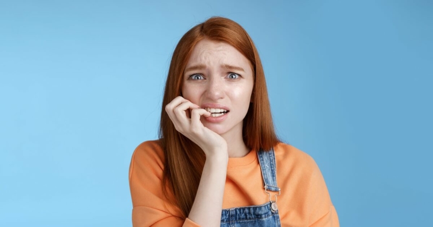 Czy kolor włosów wpływa na odczuwanie lęku przed dentystą?