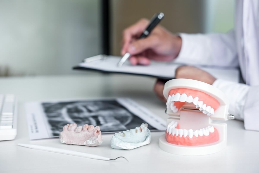 RFN: po dyplom dentysty na Węgry, do Polski i Czech
