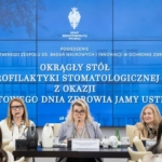 Senat Okragly Stol