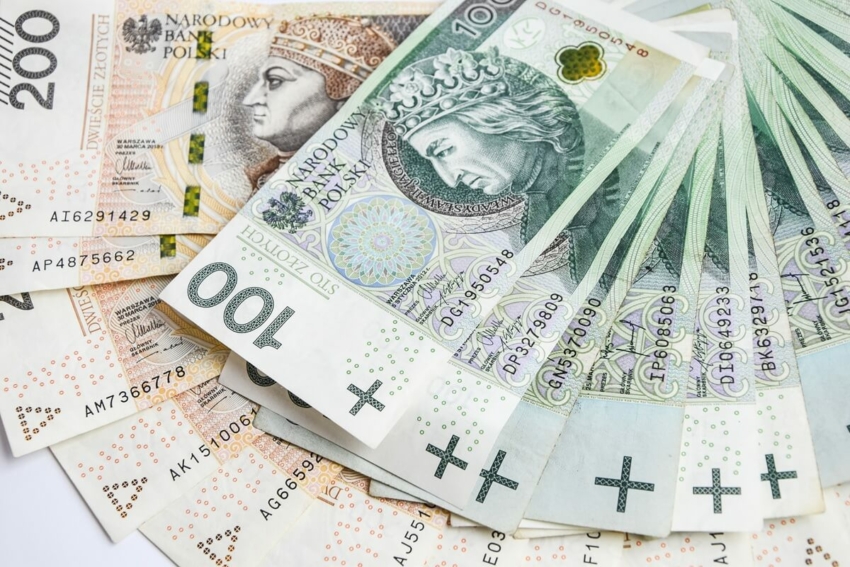 Eksperci SGH przedstawili 10 sposobów na uzupełnienie luki finansowej w NFZ