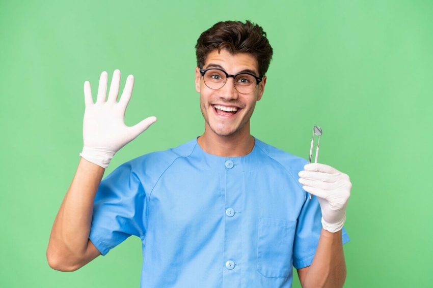 Nowy w zawodzie: dziesięć rad dla młodych dentystów