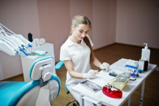 kurs doskonalacy dla higienistek stomatologicznych