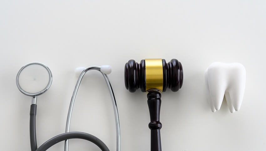 USA: areszt dla fałszywego personelu stomatologicznego