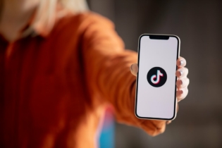 Tik Tok1