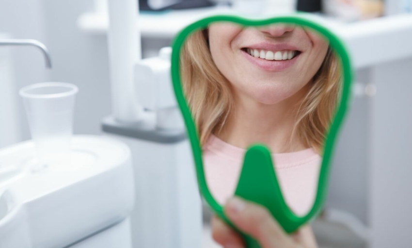 Holistycznie o zdrowiu jamy ustnej: stomatologia i naturopatia