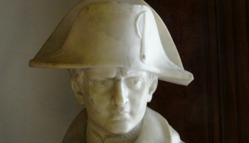 napoleon statue