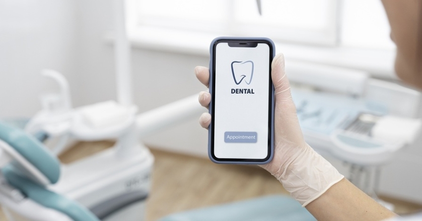 Aplikacja ToothPortal – nowe narzędzie opieki stomatologicznej nad seniorami