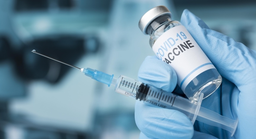 Szczepienia przeciw COVID-19 zalecane pracownikom ochrony zdrowia