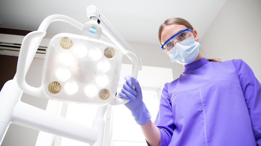 Czy wizyty kontrolne u dentysty co 6 miesięcy są naprawdę konieczne?