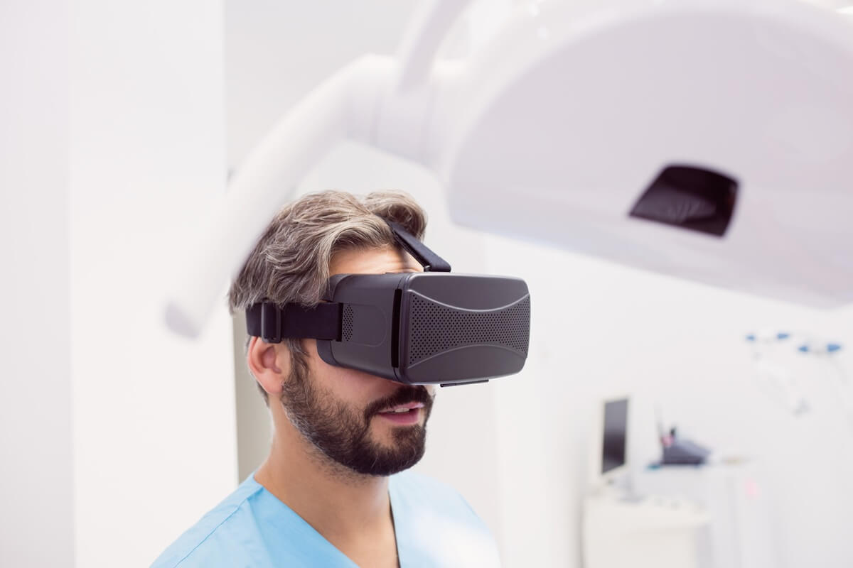 Mixed reality w stomatologii. Nowa forma zajęć, ale nie bez ograniczeń
